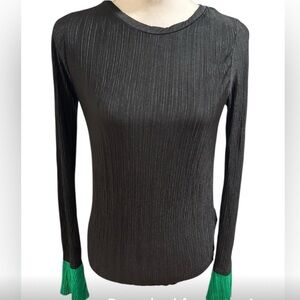 NWT Zara Green Cuff Top